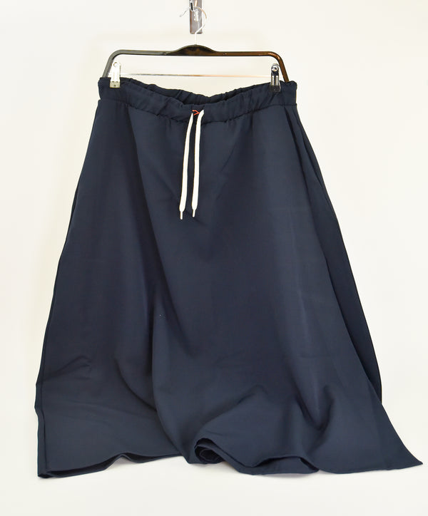 NAVY SKIRT PANTS