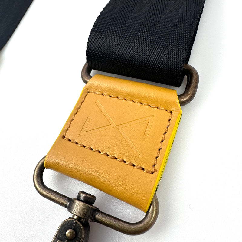 Golden luxurious adjustable shoulder bag