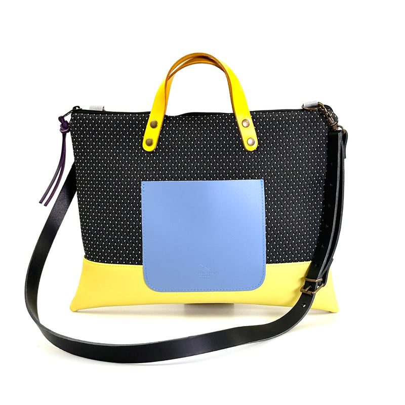 Slim padded shoulder bag