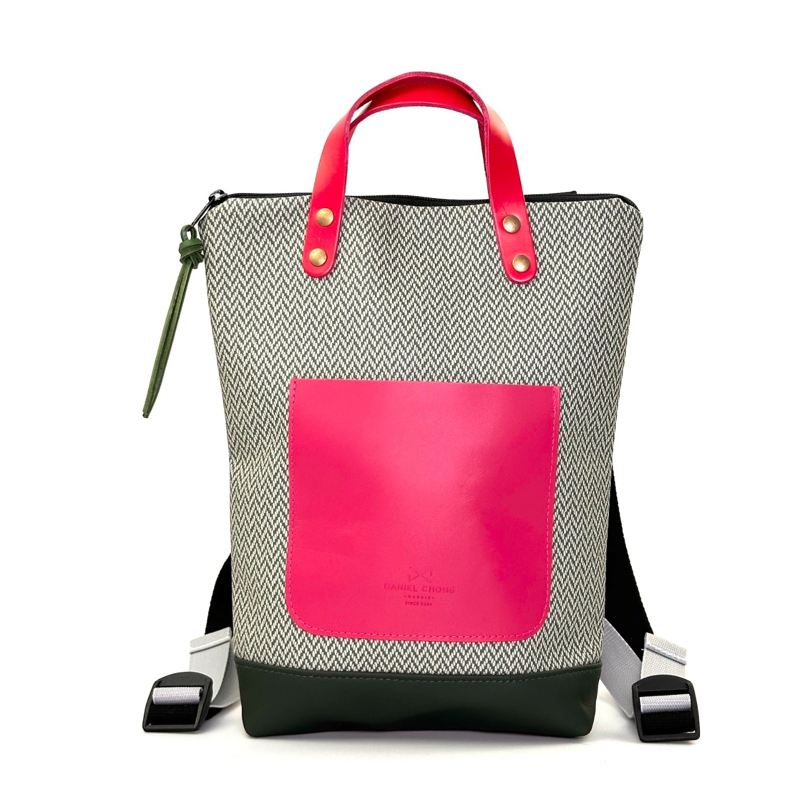 Mochila Slim Mini Impermeable DZ – Daniel Chong