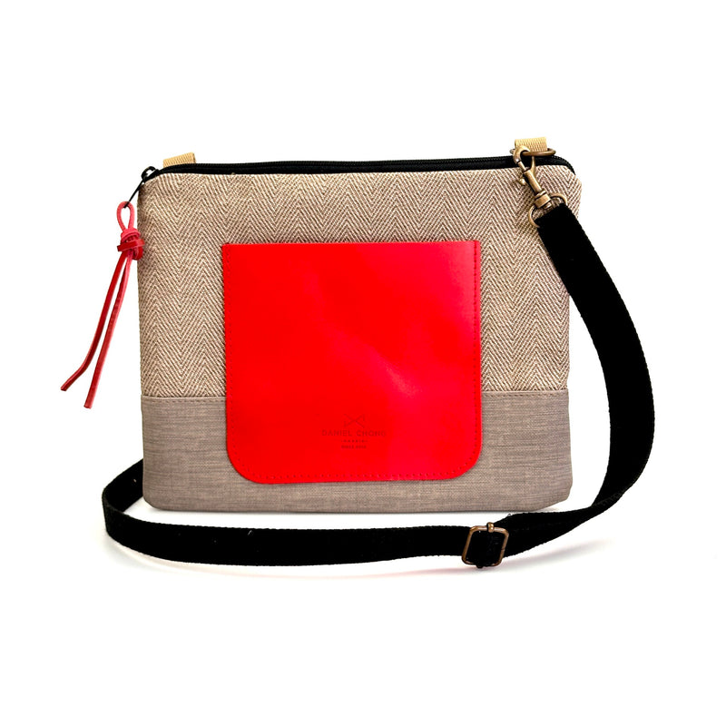 Mini square canvas shoulder bag with pocket