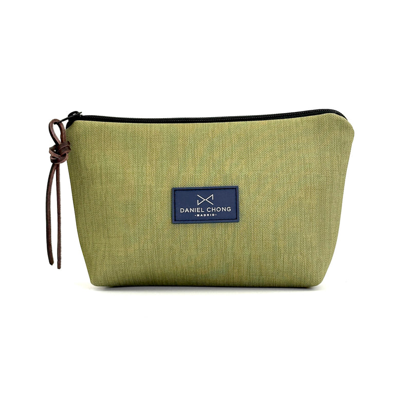 waterproof toiletry bag