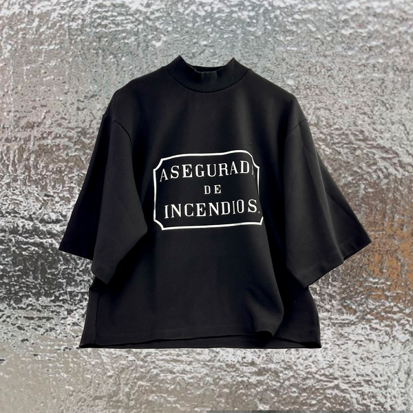 SS TURTLE NECK NEGRA "asegurada de incendios"